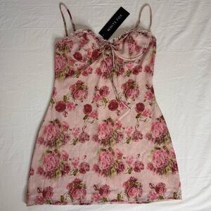 White Fox Angel Of Mine Mini Dress Dusty Rose Floral Pink Size Medium NWT
